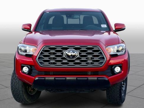 Used 2021 Toyota Tacoma TRD Off-Road image 3