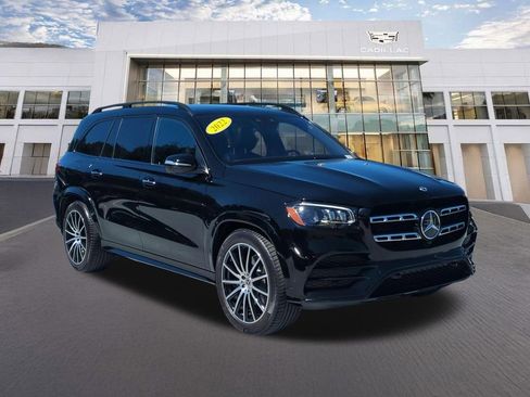 Used 2022 Mercedes-Benz GLS 450 4MATIC image 3