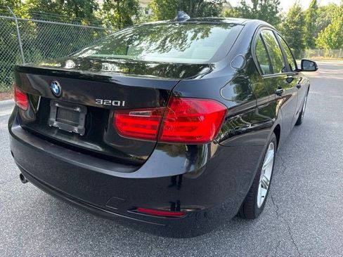 Used 2014 BMW 320i Sedan RWD image 5