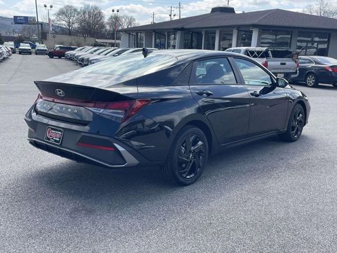 New 2026 Hyundai Elantra Sport image 3