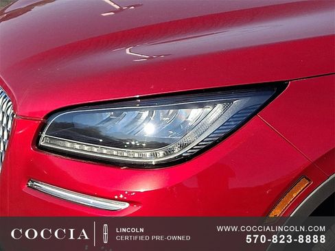 Certified 2022 Lincoln Corsair AWD w/ Equipment Group 101A image 9