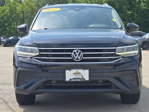 Used 2022 Volkswagen Tiguan SE AWD/4WD image 3