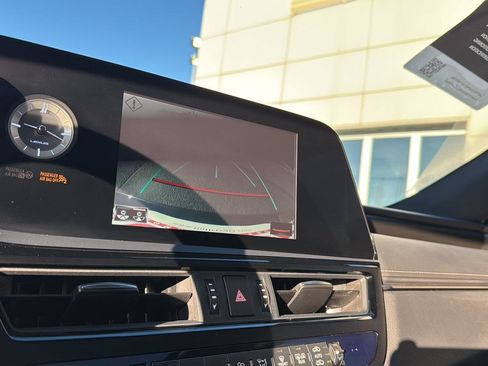 Certified 2022 Lexus ES 350 w/ Premium Package image 24