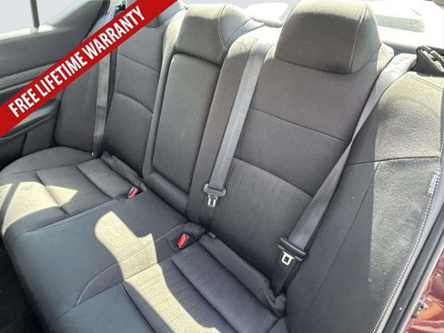 Used 2024 Nissan Altima 2.5 SV FWD image 16