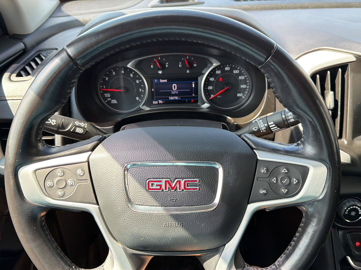 Used 2021 GMC Terrain SLE w/ LPO, Floor Liner Package FWD image 17