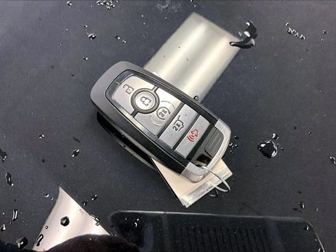 Certified 2024 Ford Explorer XLT w/ Equipment Group 202A image 9