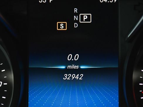 Used 2019 Mercedes-Benz C 300 Sedan image 19