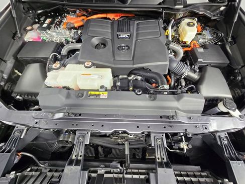 Used 2023 Toyota Sequoia Limited image 13