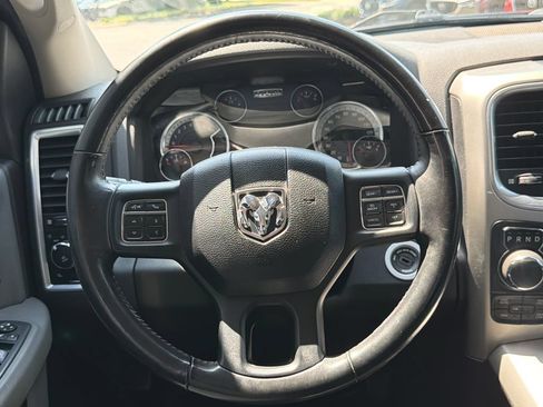 Used 2019 RAM 1500 Big Horn AWD/4WD image 28