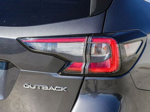 Used 2025 Subaru Outback Premium image 10