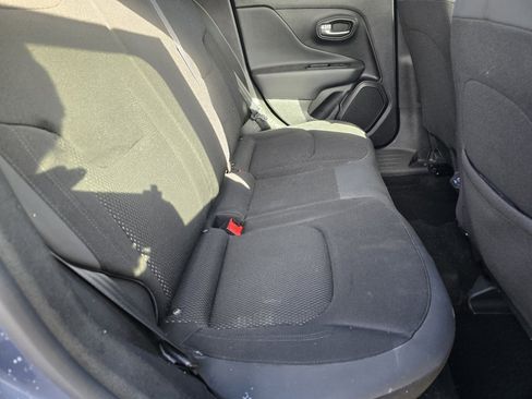 Used 2020 Jeep Renegade Altitude image 12