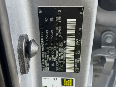Used 2025 Toyota Corolla Cross AWD Hybrid w/ Convenience Package image 40