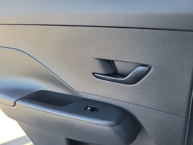 Used 2024 Hyundai Kona SEL FWD image 23