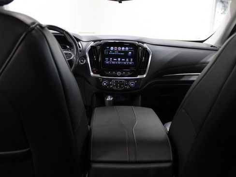 Used 2018 Chevrolet Traverse Premier AWD/4WD image 32