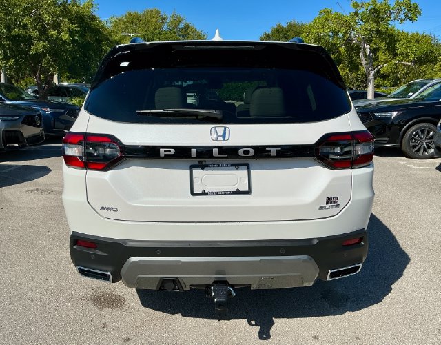 New 2026 Honda Pilot Elite image 5