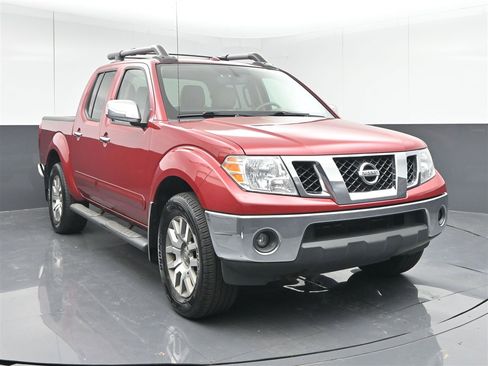 Used 2012 Nissan Frontier SL image 1