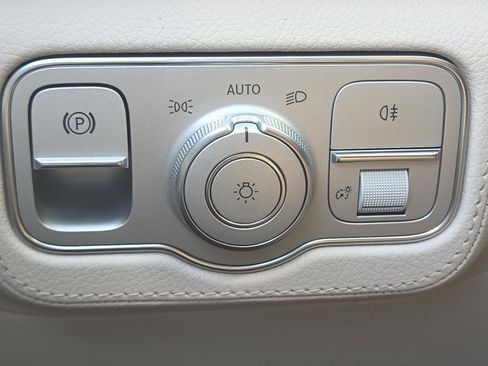 New 2026 Mercedes-Benz GLE 450 4MATIC image 15