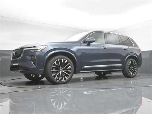 New 2026 Volvo XC90 B6 Ultra image 40
