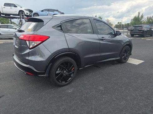 Used 2021 Honda HR-V Sport image 2