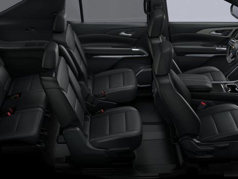 New 2026 Chevrolet Traverse LT w/ Sun and Wheel Package FWD image 10