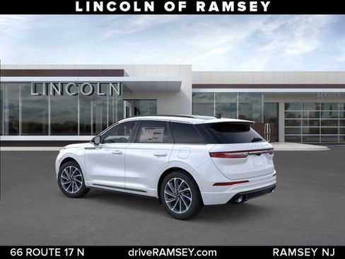 New 2026 Lincoln Corsair Grand Touring AWD/4WD image 5