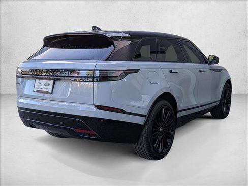 New 2026 Land Rover Range Rover Velar Dynamic SE image 2