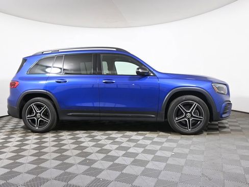 Certified 2024 Mercedes-Benz GLB 250 4MATIC image 8