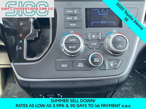 Used 2020 Toyota Sienna SE w/ SE Preferred Package AWD/4WD image 17