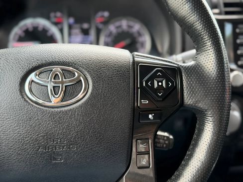 Used 2023 Toyota 4Runner TRD Off-Road Premium w/ Off Road Premium Plus Package AWD/4WD image 33