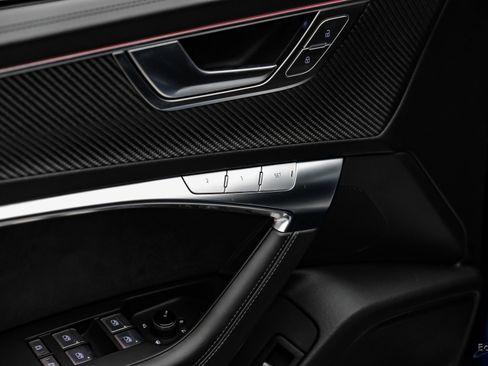 Used 2024 Audi RS 7 Performance w/ Executive Package image 84