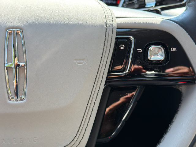 Used 2026 Lincoln Aviator 2WD image 33