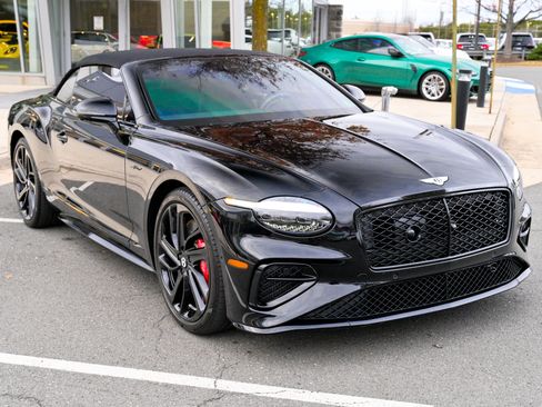 Used 2025 Bentley Continental GT Speed image 3