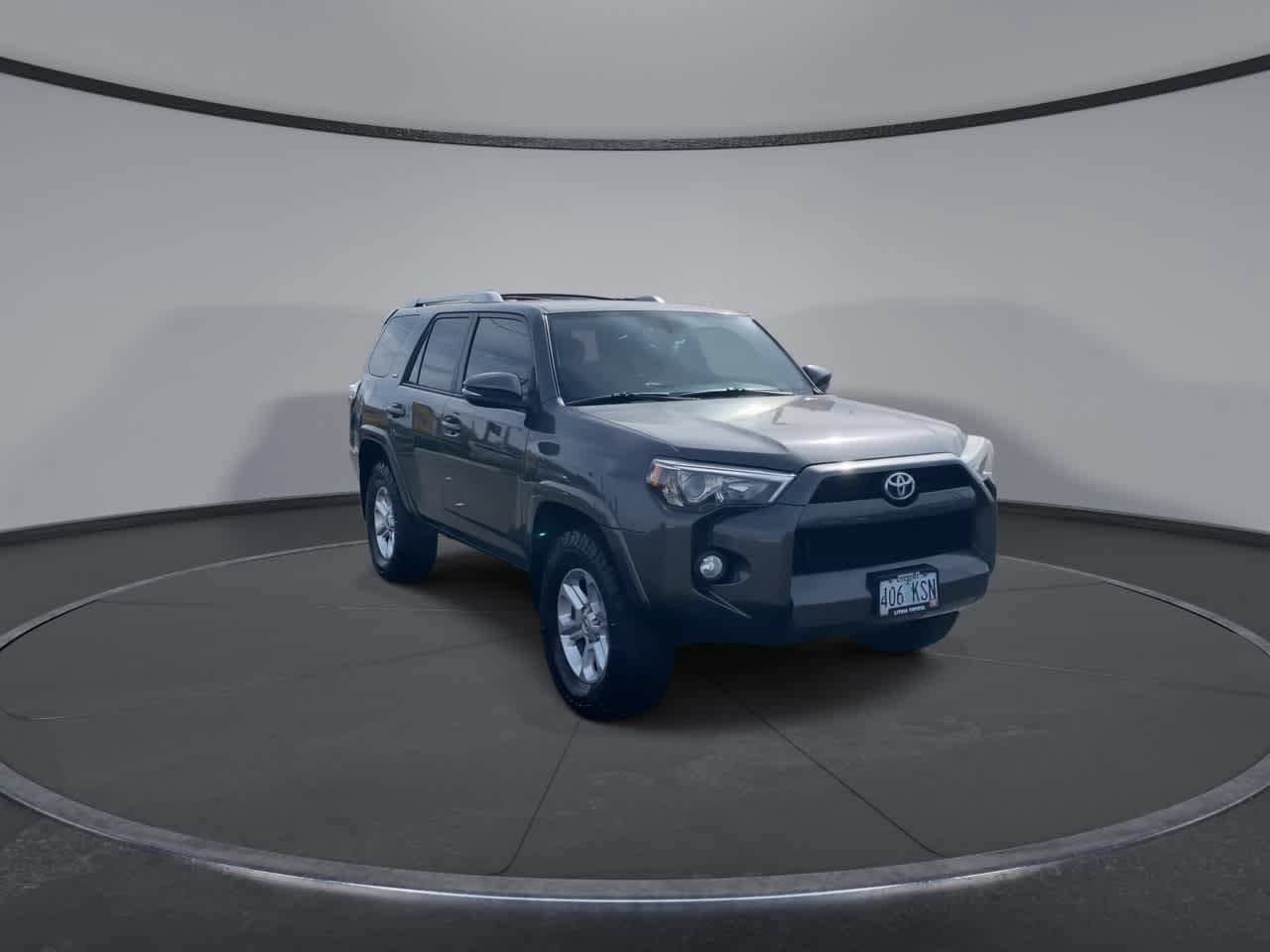 Used 2018 Toyota 4Runner SR5 Premium AWD/4WD image 4