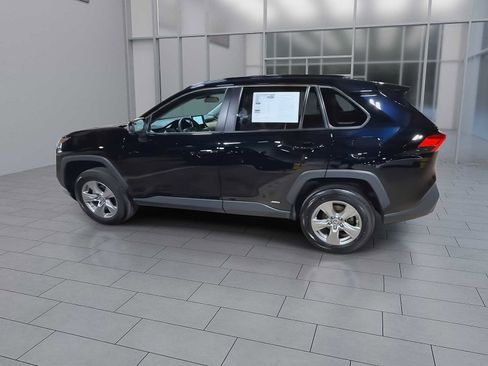 Certified 2024 Toyota RAV4 LE AWD/4WD image 6