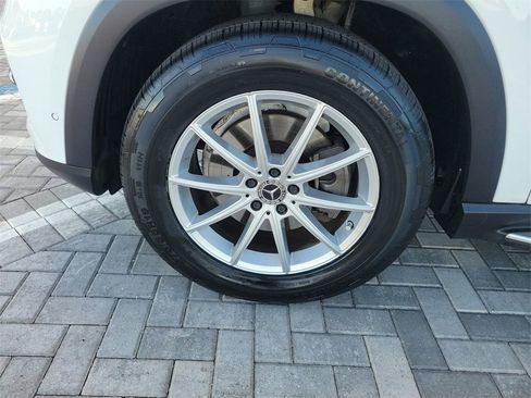 Used 2024 Mercedes-Benz GLE 350 4MATIC image 13