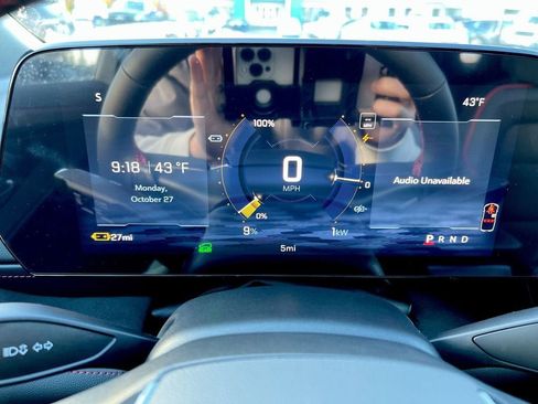 New 2026 Chevrolet Blazer EV RS AWD/4WD image 11