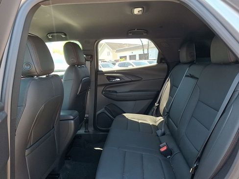 Used 2024 Chevrolet TrailBlazer RS w/ Driver Confidence Package AWD/4WD image 9