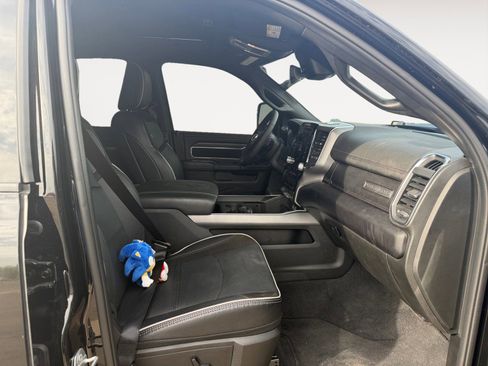 Used 2025 RAM 2500 Laramie w/ Night Edition image 11