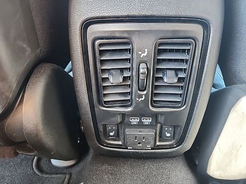 Certified 2024 Dodge Durango GT image 21