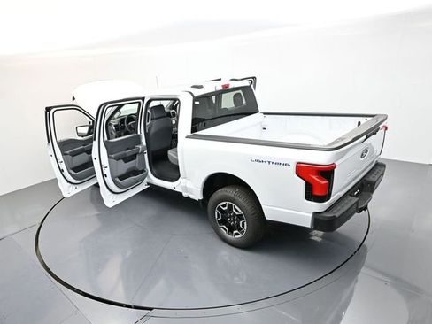 New 2024 Ford F150 Lightning Pro w/ Tow Technology Package image 38