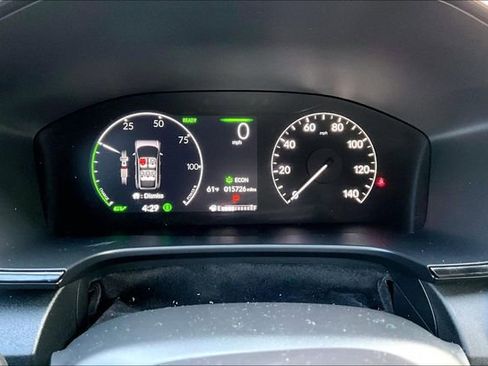 Used 2025 Honda CR-V Sport image 10