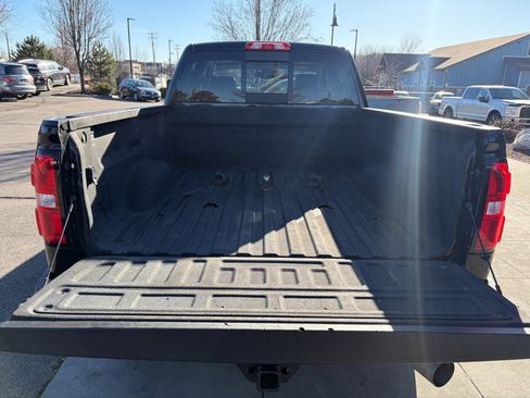 Used 2018 GMC Sierra 2500 Denali image 27