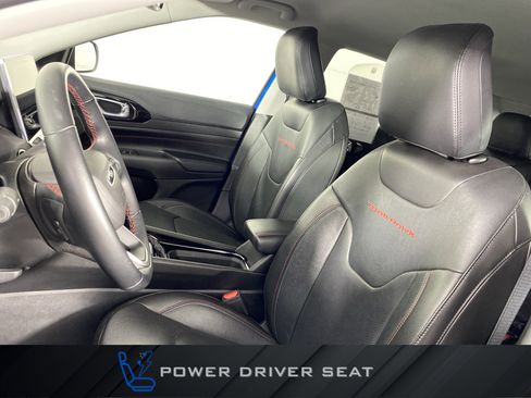 Used 2022 Jeep Compass Trailhawk w/ Trailhawk Elite Group AWD/4WD image 18