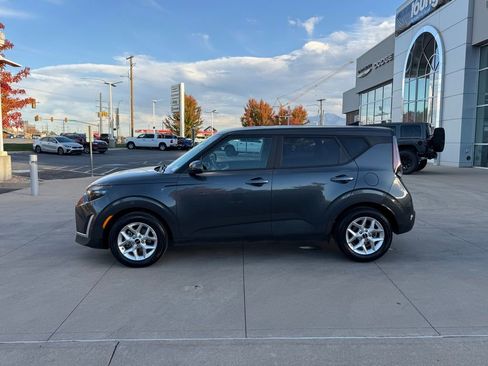 Used 2024 Kia Soul LX w/ Option Group 015 image 11