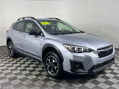 Used 2020 Subaru Crosstrek 2.0i image 3