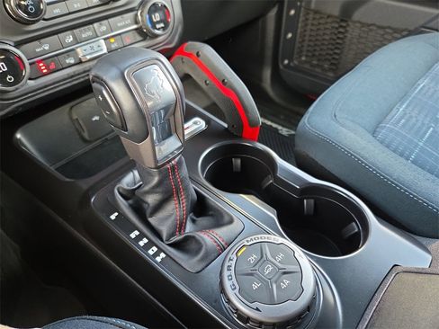 Used 2024 Ford Bronco Heritage Edition image 20