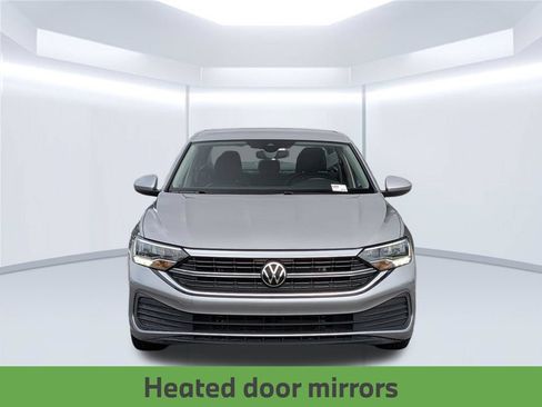 Used 2024 Volkswagen Jetta SE FWD image 11