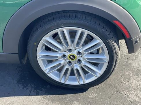 Used 2023 MINI Cooper SE image 38