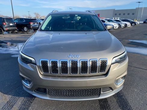 Used 2019 Jeep Cherokee Limited w/ Trailer Tow Group image 4