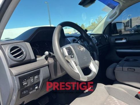 Used 2018 Toyota Tundra Platinum AWD/4WD image 32